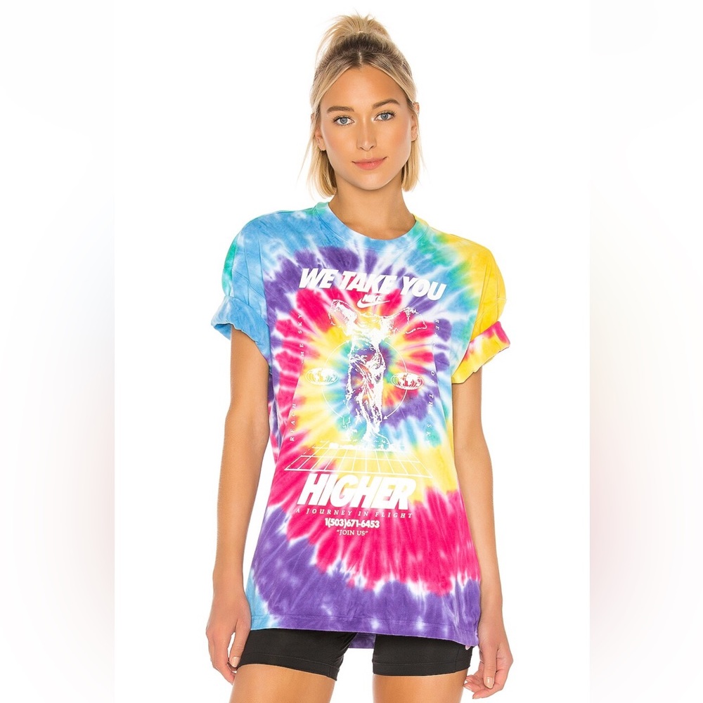 Nike Oversized Tie Dye T Shirt size Small